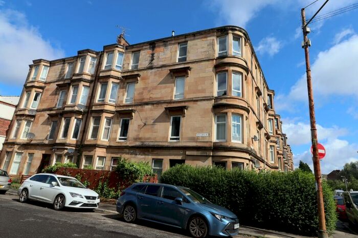 2 Bedroom Flat To Rent In Newlands Road, Cathcart, Glasgow, G44