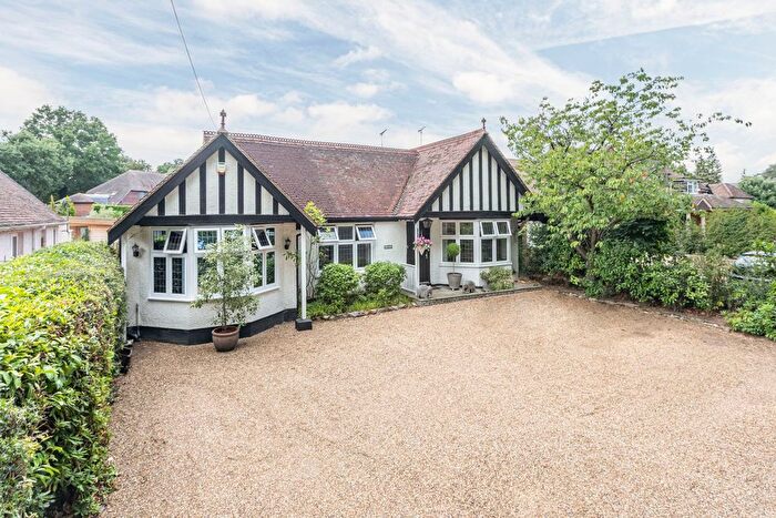 4 Bedroom Bungalow For Sale In Woodham, Surrey, KT15