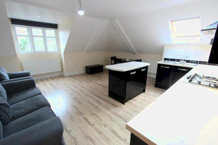 1 Bedroom Flat To Rent In Westfield Lane, Harrow, HA3