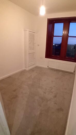 2 Bedroom Flat To Rent In Govan Road, Govan, Glasgow, G51
