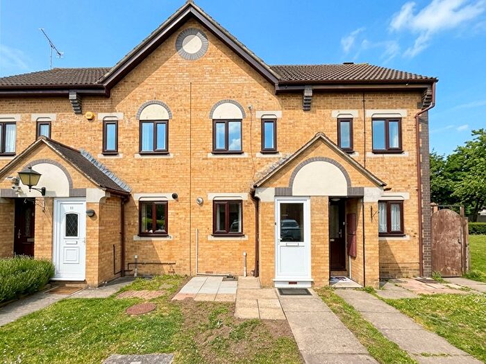 3 Bedroom Terraced House To Rent In Kestrel Close, London, NW9