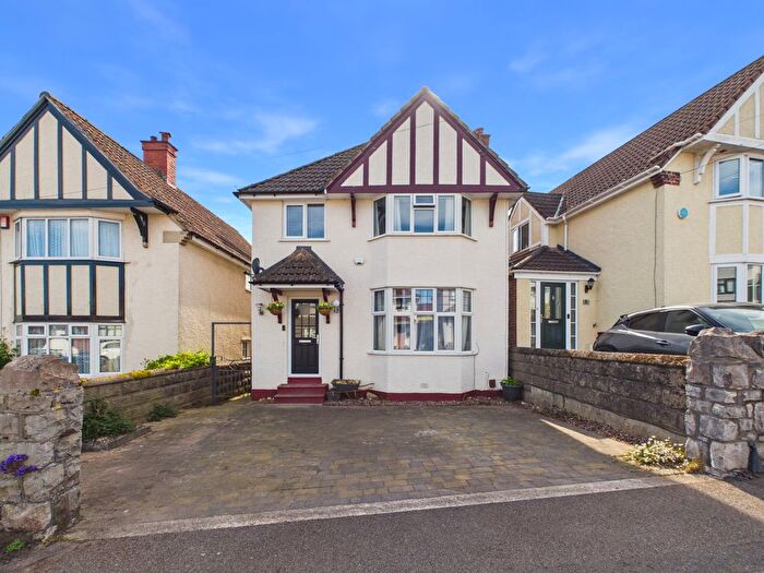3 Bedroom Detached House For Sale In Farm Road, Weston-Super-Mare, North Somerset, BS22