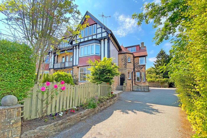 2 Bedroom Flat To Rent In Harlow Oval, Harrogate, HG2