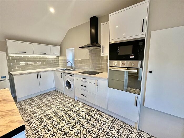 2 Bedroom Flat To Rent In Noel Street, Nottingham, NG7