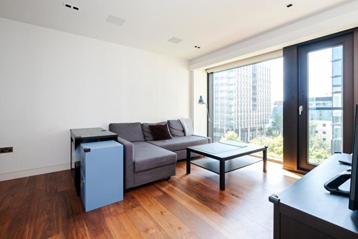 2 Bedroom Apartment To Rent In Wood Street London, EC2Y