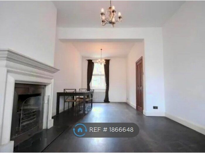 3 Bedroom Terraced House To Rent In Hornsey Park Road, London, N8