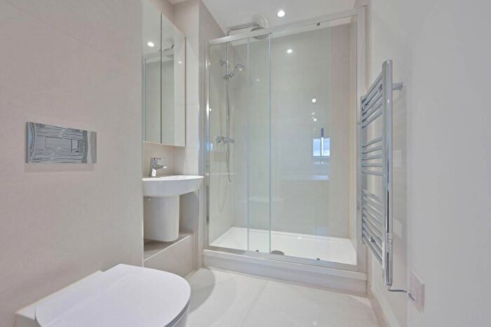 2 Bedroom Flat To Rent In Assay Apartments, Station View, , Guildford, GU1