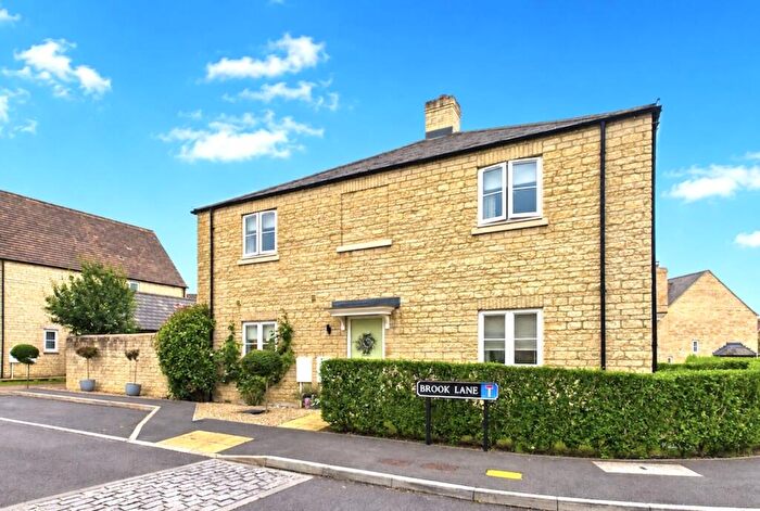 3 Bedroom Semi-Detached House For Sale In Brook Lane, Shipton-under-Wychwood, OX7