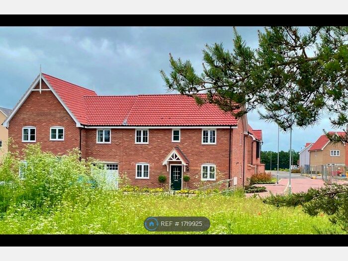 3 Bedroom Semi-Detached House To Rent In Wool Road, Bury St. Edmunds, IP32