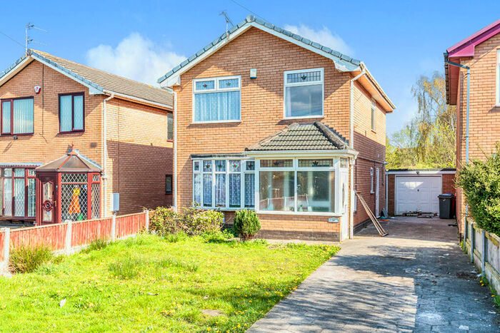 3 Bedroom Detached House To Rent In Warley Road, Blackpool, Lancashire, FY2