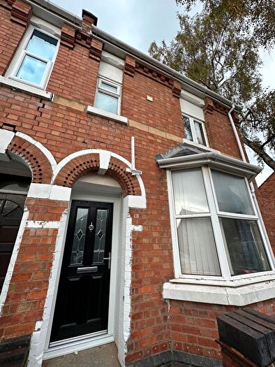 6 Bedroom Terraced House To Rent In Bed Hmo, Shrubland Street, CV31