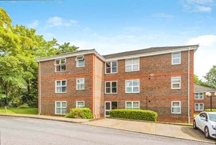 1 Bedroom Flat To Rent In Warren Down, Bracknell, RG42