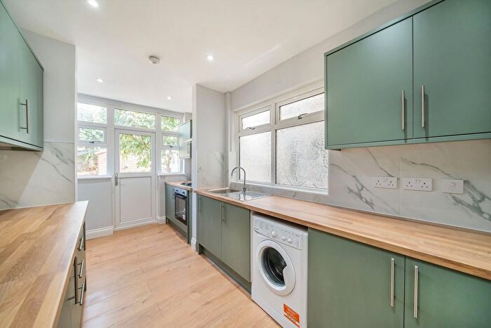 3 Bedroom Property To Rent In Norbury Court Road, London, SW16