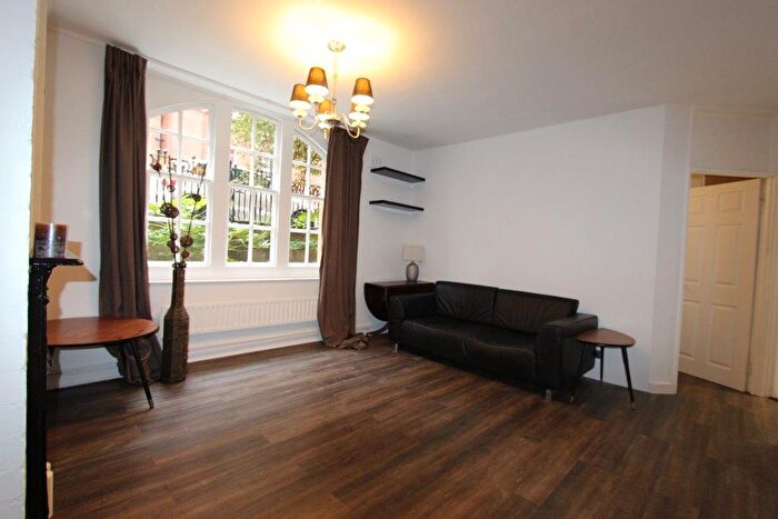 1 Bedroom Flat To Rent In Kingsley House Beaufort Street, Chelsea, SW3