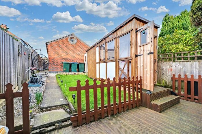 3 Bedroom Terraced House For Sale In The Scotchill, Coventry, CV6