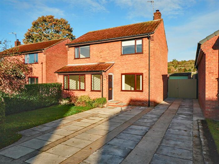 4 Bedroom Detached House To Rent In Birdforth Way, Ampleforth, YO62