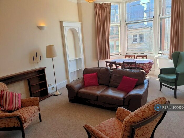 3 Bedroom Flat To Rent In Cranworth Street, Glasgow, G12