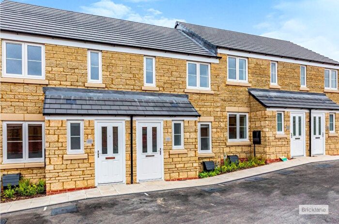 2 Bedroom Property To Rent In Hammond Close, Weldon, Corby, NN17