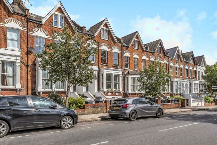 Studio To Rent In Endymion Road, Finsbury Park, London, N4