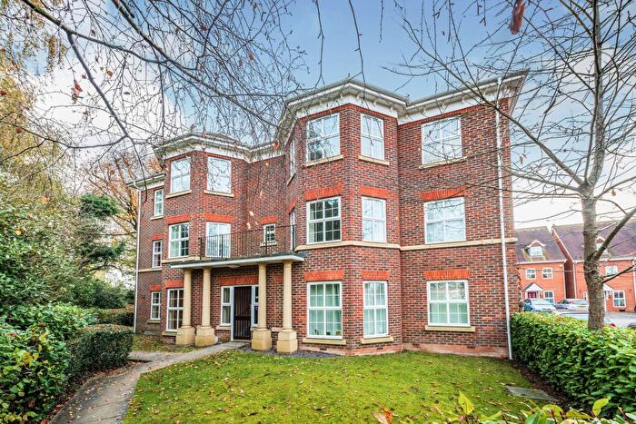 2 Bedroom Property To Rent In Mulberry Gardens, Broadbridge Heath, RH12