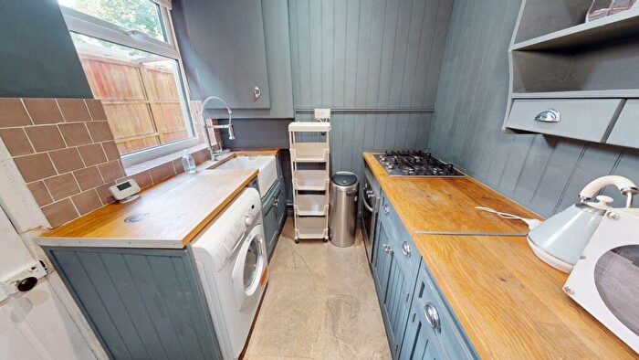 3 Bedroom House To Rent In Lottie Road, Selly Oak, Birmingham, B29