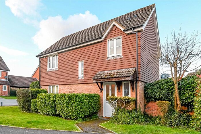 3 Bedroom Detached House For Sale In Wormersley Road, Greenham, Thatcham, Berkshire, RG19