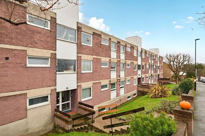 1 Bedroom Flat For Sale In Horniman Drive, London, SE23