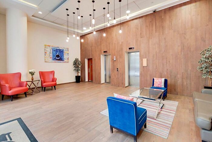 1 Bedroom Flat To Rent In Naval House, Woolwich Riverside, London, SE18