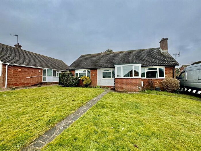 3 Bedroom Bungalow To Rent In Kingsmead, East Blatchington, Seaford, BN25
