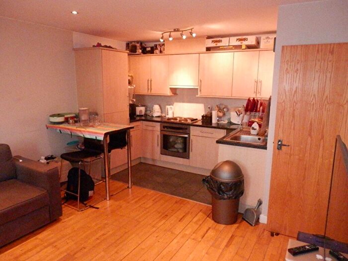 1 Bedroom Flat To Rent In Priory Heights, Dunstable, LU5