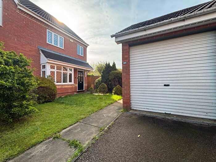 3 Bedroom Semi-Detached House To Rent In Windmill View, Biggleswade, SG18