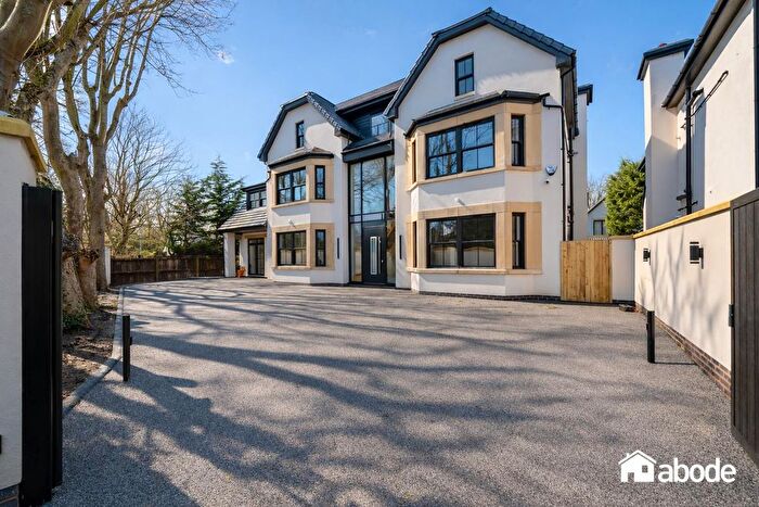 4 Bedroom Detached House For Sale In Massams Lane, Formby, Liverpool, L37