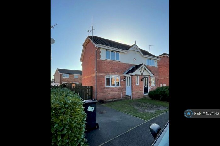 2 Bedroom Semi-Detached House To Rent In Harvest Close, Balby, Doncaster, DN4