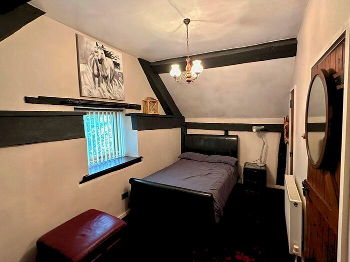 2 Bedroom Detached House For Sale In Holme Lacy Road, Hereford, HR2