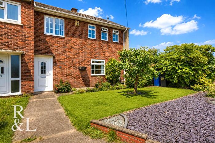 3 Bedroom End Of Terrace House For Sale In Chesterton Way, Tamworth, B79