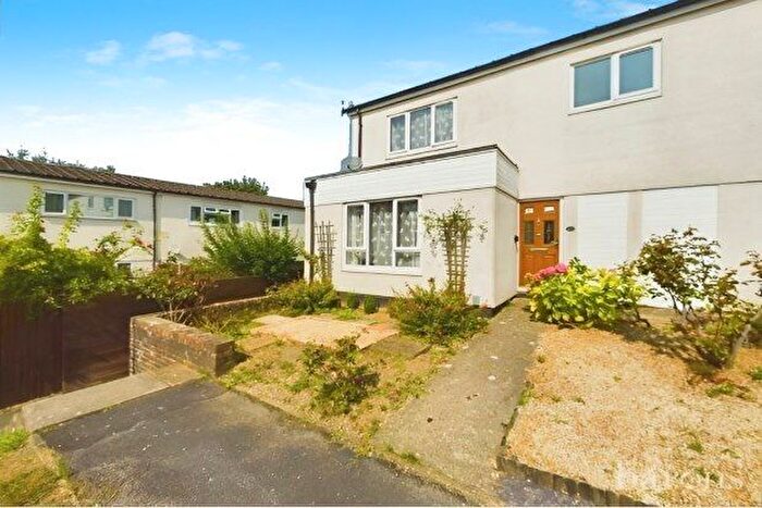 3 Bedroom Property To Rent In Kenilworth Road, Basingstoke, RG23