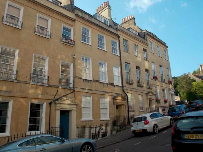 2 Bedroom Flat To Rent In Great Bedford Street, Bath, BA1
