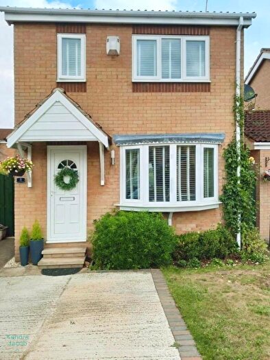3 Bedroom Detached House For Sale In Mill Gardens, Worksop, S80