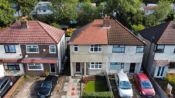 3 Bedroom Semi-Detached House For Sale In Queensway, St Helens, WA11
