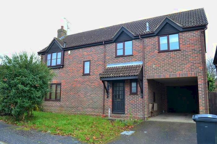 4 Bedroom Property To Rent In Chuzzlewit Drive, Chelmsford, CM1