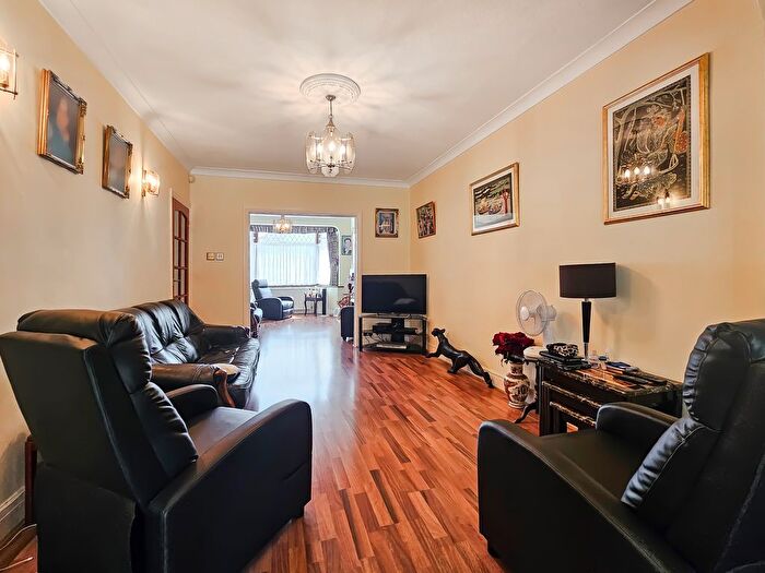5 Bedroom Semi Detached House For Sale In Portland Crescent, Stanmore, HA7