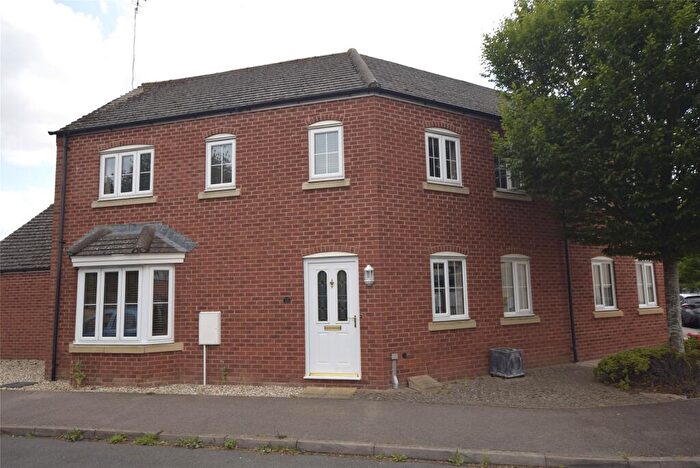 3 Bedroom Semi-Detached House To Rent In Trafalgar Road, Tewkesbury, Gloucestershire, GL20