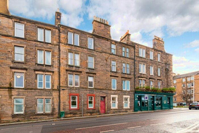 1 Bedroom Flat To Rent In Broughton Road, Canonmills, Edinburgh, EH7