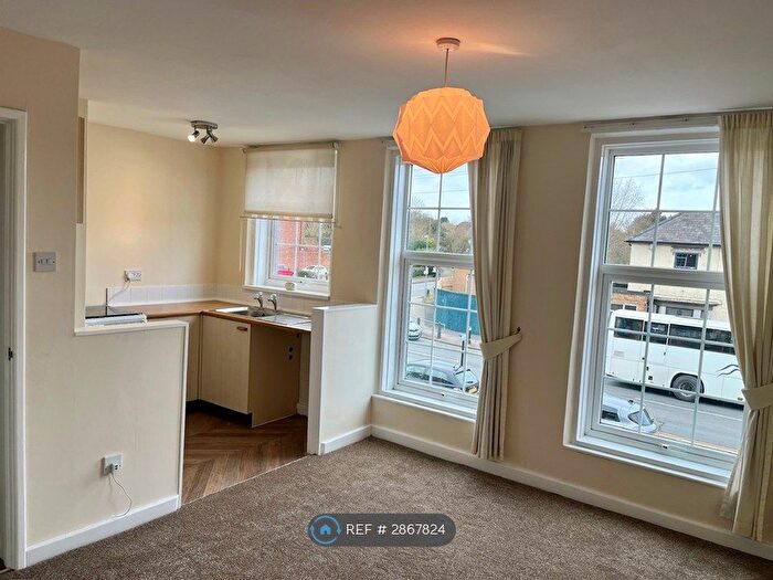 1 Bedroom Flat To Rent In Rubery, Rednal, Birmingham, B45
