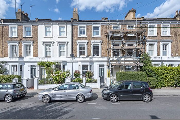 2 Bedroom Property To Rent In Disraeli Road, Putney, London, SW15