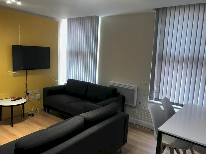 2 Bedroom Flat To Rent In Millstone Place, Millstone Lane, Leicester, LE1