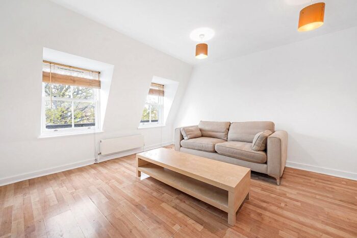 2 Bedroom Flat For Sale In George Mews, SW9