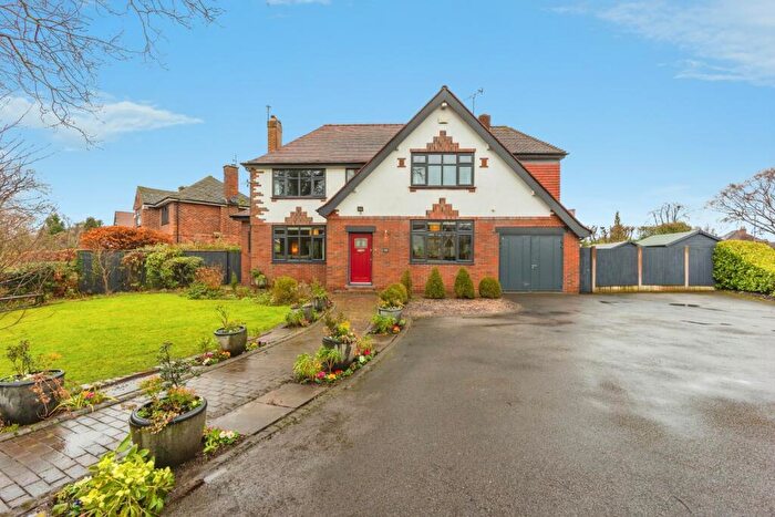 4 Bedroom Detached House For Sale In Stanneylands Road, Wilmslow, Cheshire, SK9