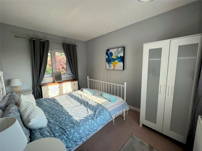 4 Bedroom Detached House To Rent In The Rise, Nottingham, Nottinghamshire, NG5