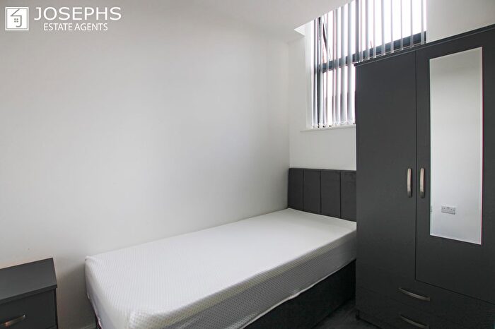 1 Bedroom Flat To Rent In Market Street, Leigh, WN7